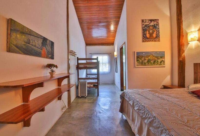 غرفة قياسية رباعية, Casa Estrelada