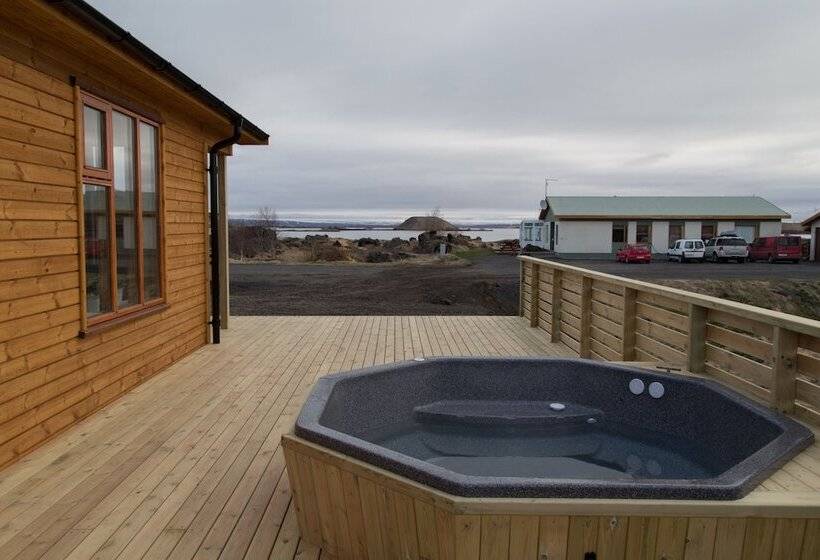 2间卧室的房子, Dimmuborgir Guesthouse