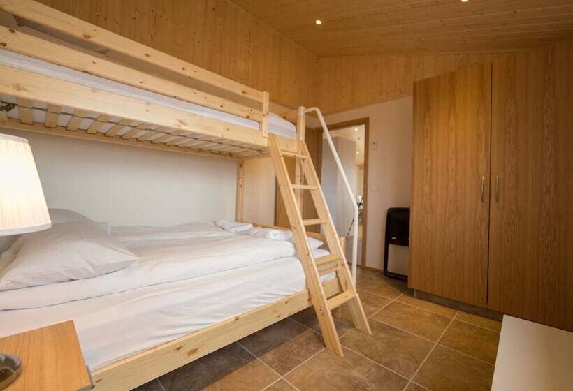 2间卧室的房子, Dimmuborgir Guesthouse