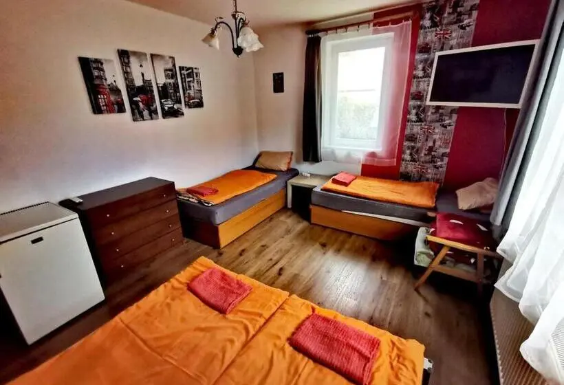 Standard Neljän Hengen Huone, Dolce Villa Balaton
