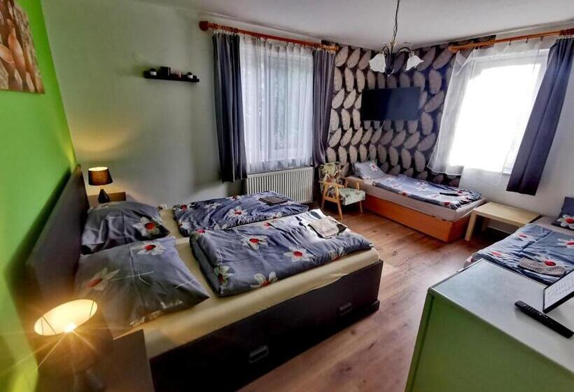 Fyrbädds Standardrum, Dolce Villa Balaton