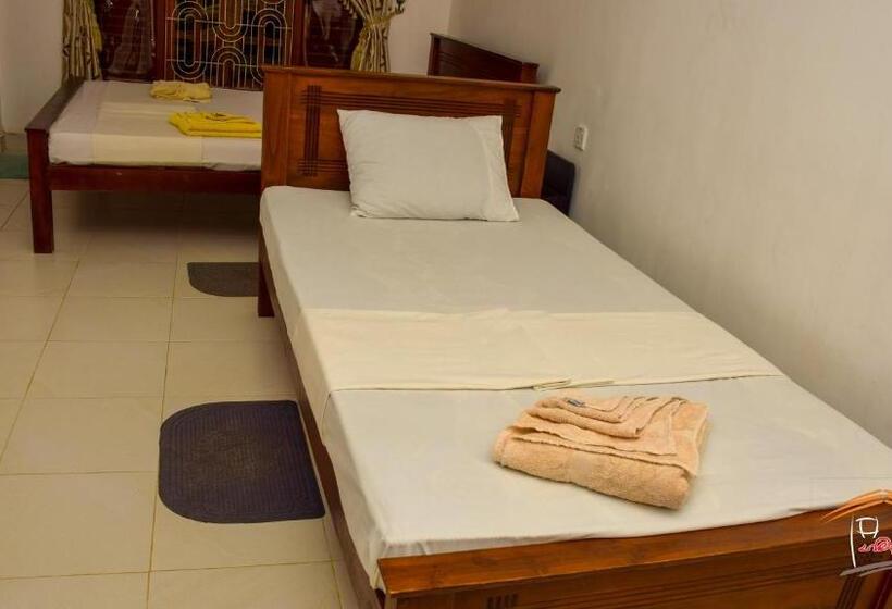 Standard Triple Room, Gamagedara Resort