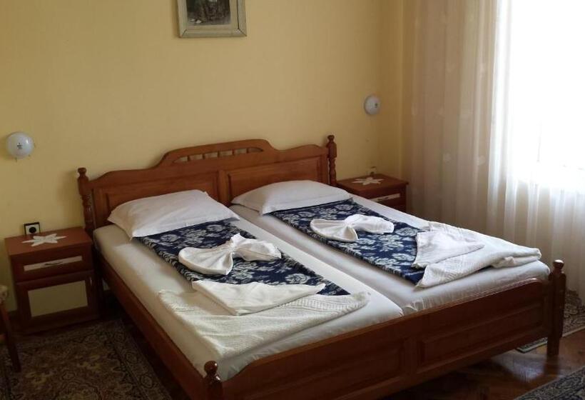 Апартаменты 1 Спальня Вид на Море, Guest House Margarita