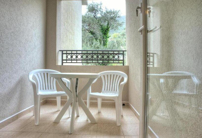 اتاق استاندارد با بالکن, Guest House Maslina