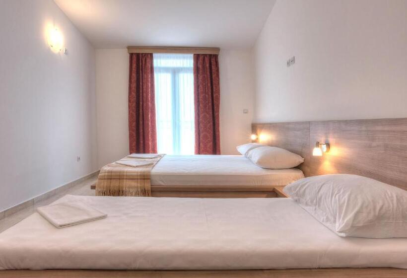 آپارتمان 2 خوابه با چشم‌انداز دریا, Guest House Maslina