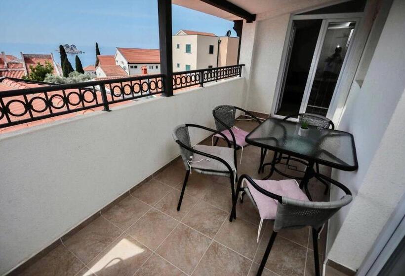 آپارتمان 2 خوابه با چشمانداز دریا, Guest House Maslina