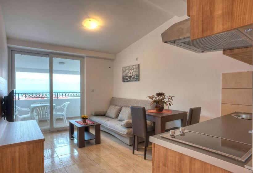 آپارتمان 1 خوابه با بالکن و چشمانداز دریا, Guest House Maslina