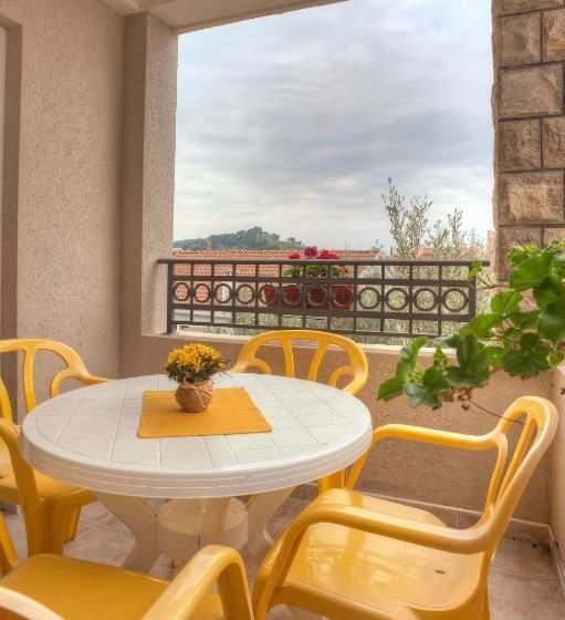 آپارتمان سوپریور 1 خوابه, Guest House Maslina