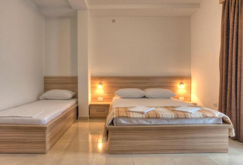 سوئیت خانواده 2 خوابه, Guest House Maslina