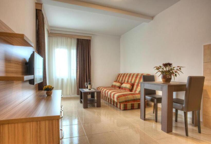 سوئیت خانواده 2 خوابه, Guest House Maslina