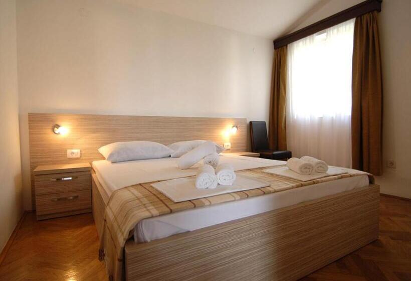 آپارتمان 1 خوابه با چشمانداز دریا, Guest House Maslina