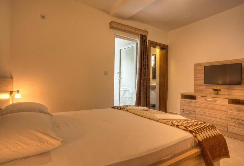 اتاق سوپریور, Guest House Maslina