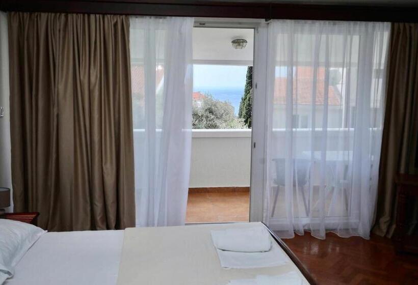 استودیوی استاندارد با چشمانداز دریا, Guest House Maslina