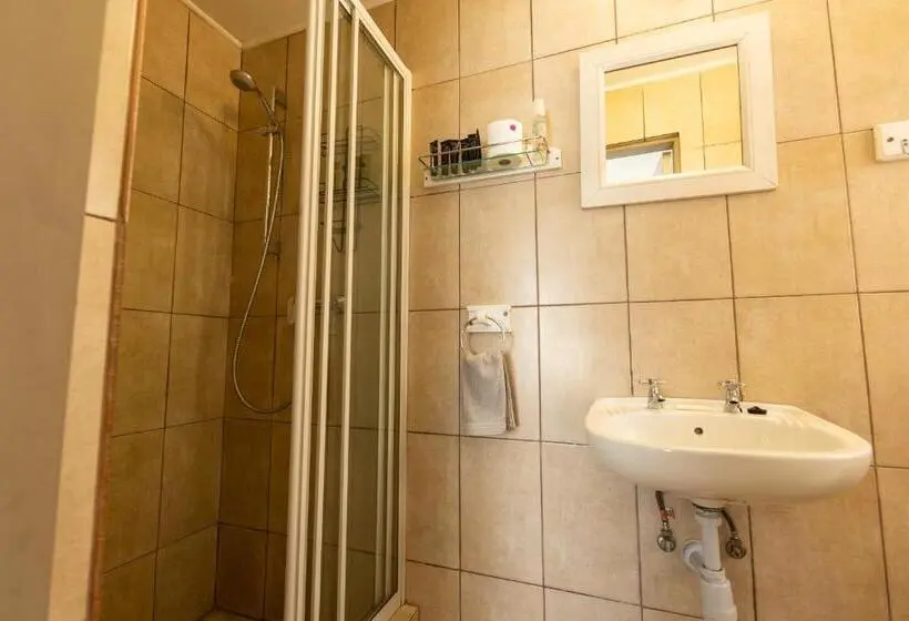 اتاق استاندارد با چشم‌انداز باغ, Guesthouse Fischreiher B&b