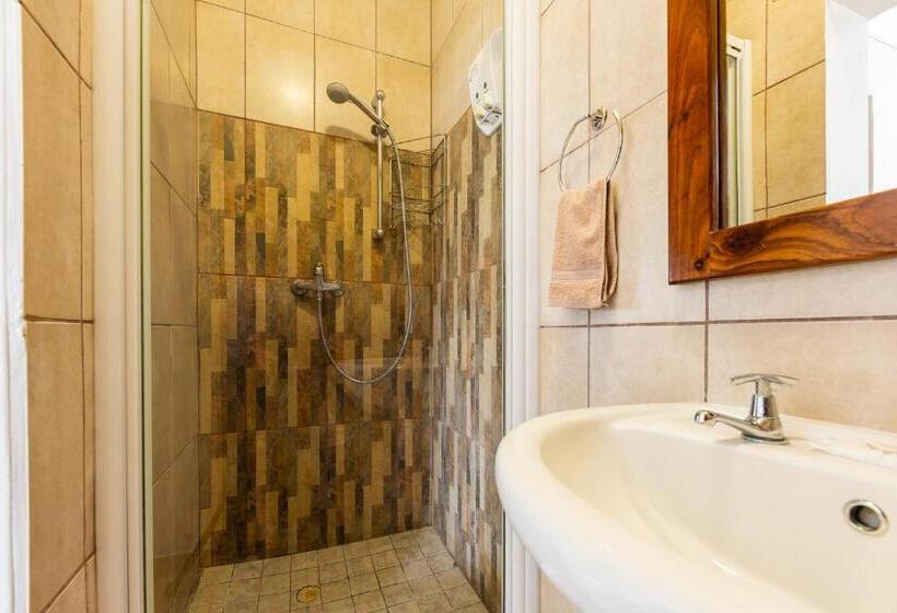 اتاق استاندارد, Guesthouse Fischreiher B&b