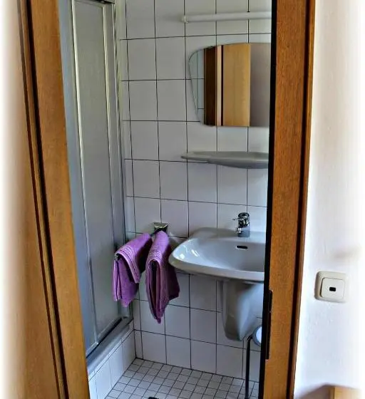 スタンダードシングルルーム, Haus Hartl