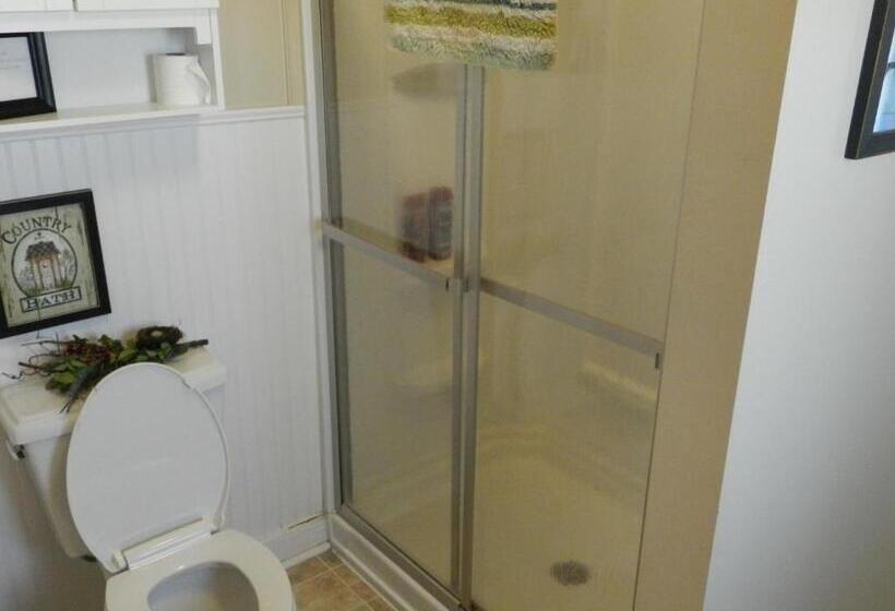 ２ベッドルームハウス, Helming Guest House