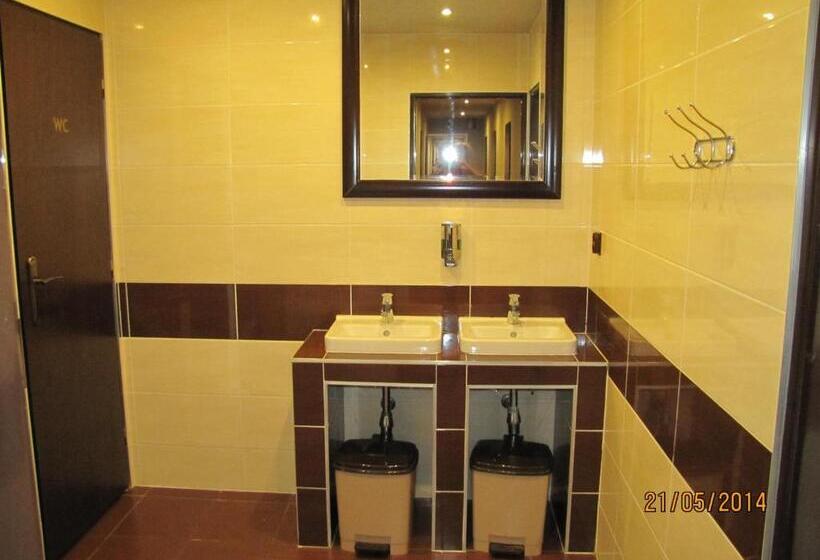 バス共有のスタンダードルーム, Penzion škorpión