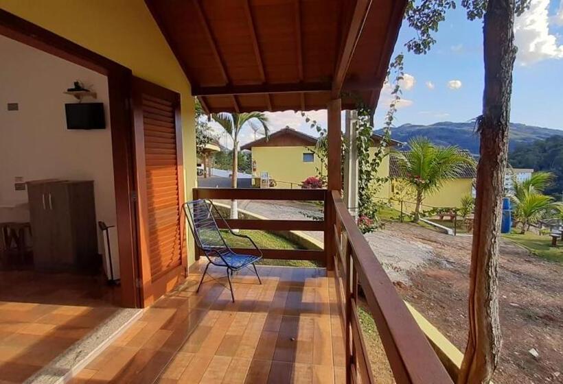 Chalet, Pousada Pé Da Serra