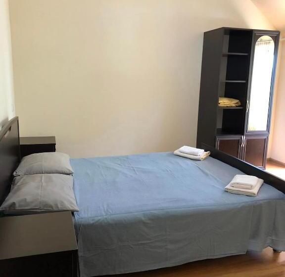 اتاق استاندارد با چشم‌انداز دریا, Sanni Guest House