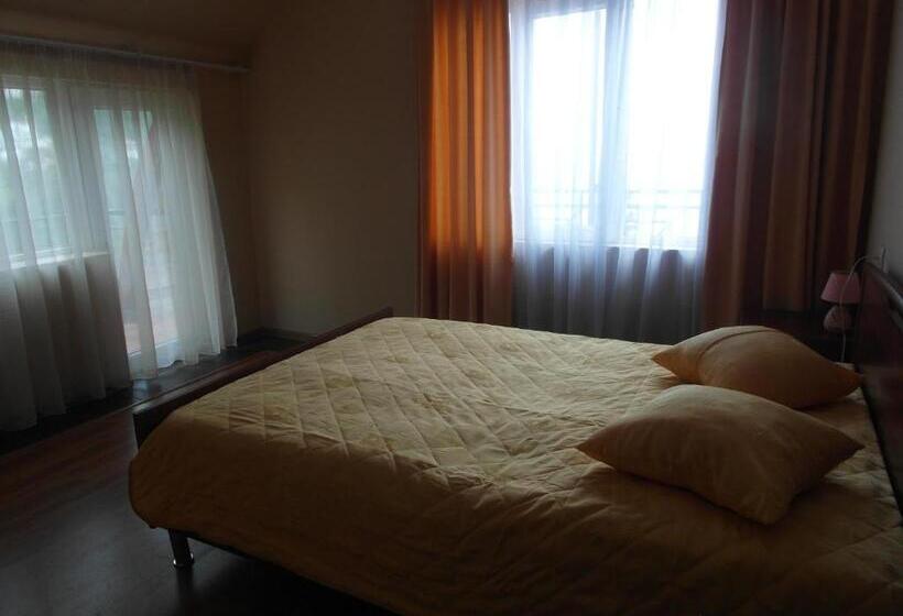 اتاق استاندارد با چشم‌انداز دریا, Sanni Guest House