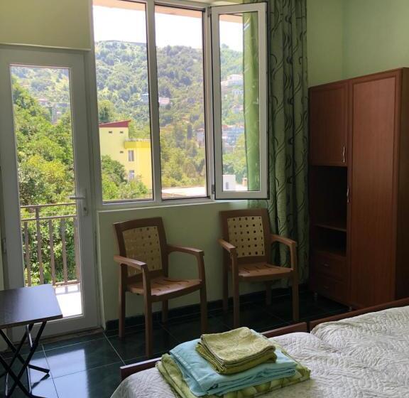 اتاق استاندارد با چشم‌انداز دریا, Sanni Guest House