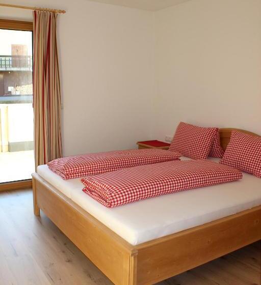 شقة 3 غرف, Schneiderhof