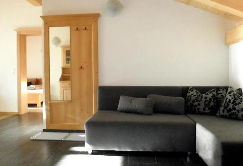 Appartamento 2 Camere da letto con Giardino, Schneiderhof