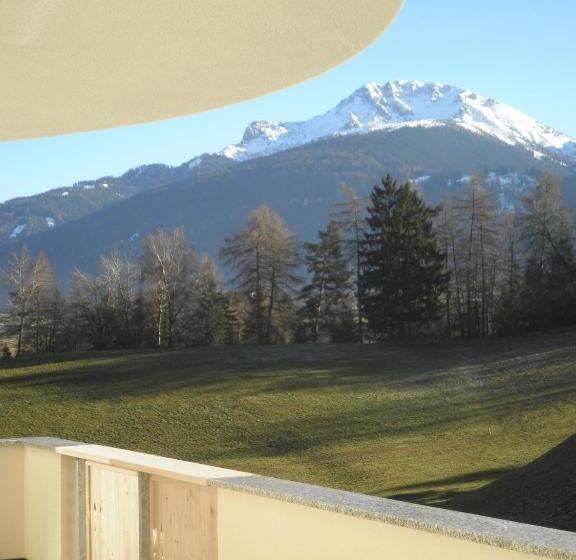 شقة 3 غرف, Schneiderhof