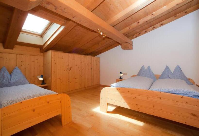 דירת נוחות 2 חדרים, Vorderstockerhof