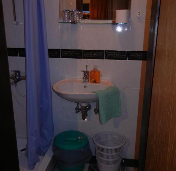 اتاق استاندارد, Apartments & Rooms Stare