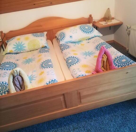 اتاق استاندارد, Apartments & Rooms Stare