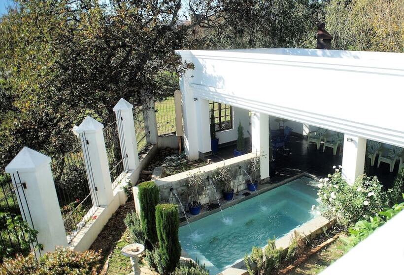 两卧家庭套房, Boord Guest House