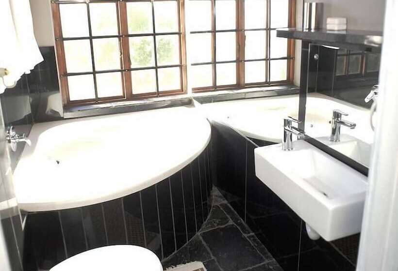 两卧家庭套房, Boord Guest House