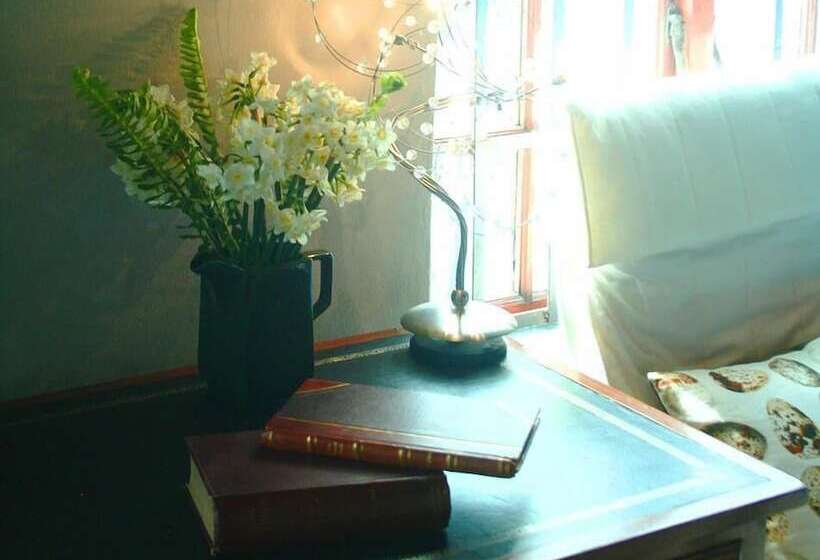 两卧家庭套房, Boord Guest House