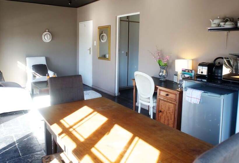 两卧家庭套房, Boord Guest House