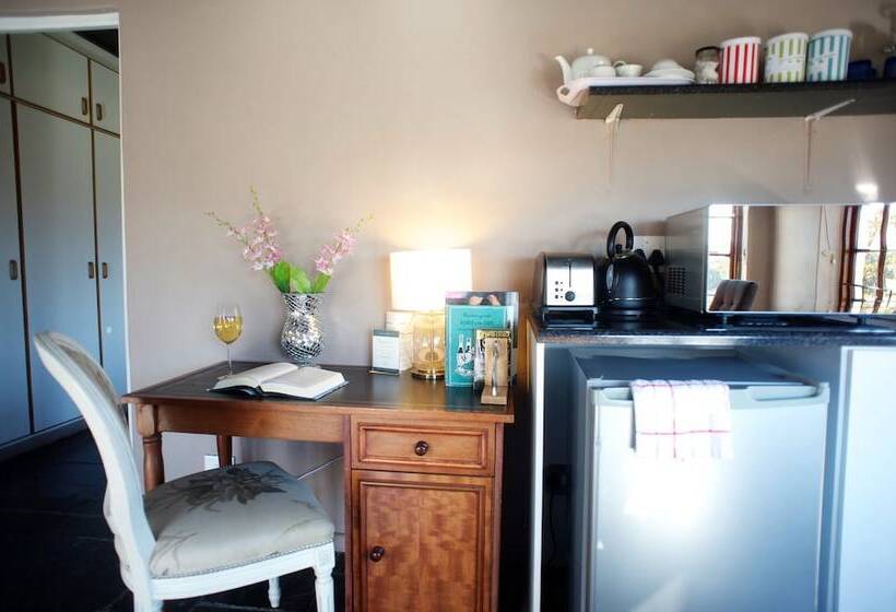 两卧家庭套房, Boord Guest House