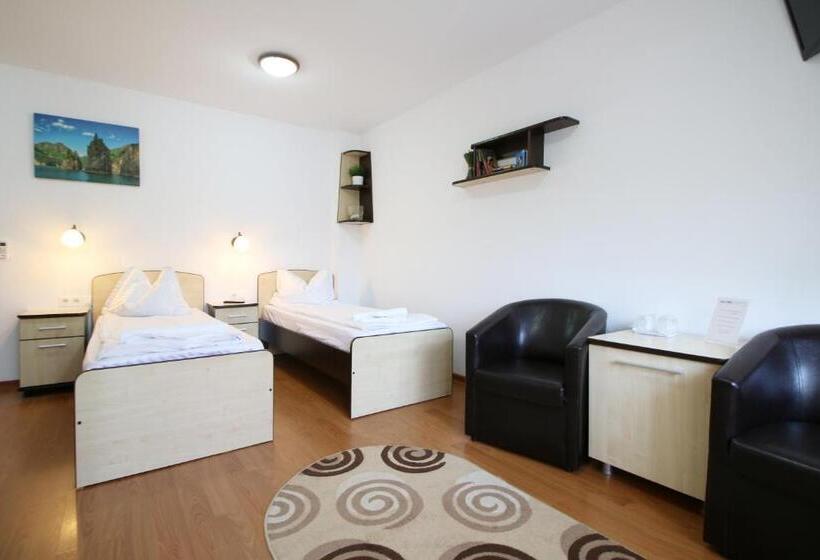 Pokój Standard, Casa Micu