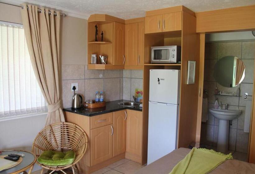Номер Стандарт, Country Park Guest House   Muldersdrift