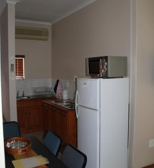 Семейный Номер, Country Park Guest House   Muldersdrift