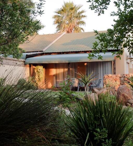 חדר משפחתי, Country Park Guest House   Muldersdrift