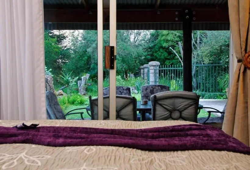 Perhehuone, Country Park Guest House   Muldersdrift