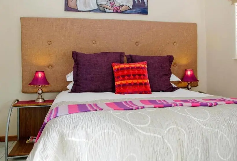 Perhehuone, Country Park Guest House   Muldersdrift