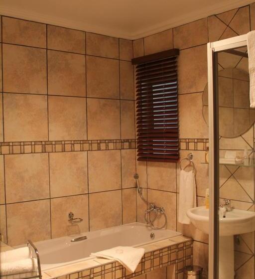 סוויטה נוף להרים, Country Park Guest House   Muldersdrift