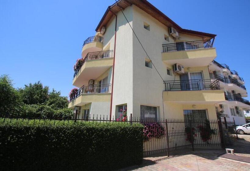 Pokój Standard z Balkonem, Guest House Kiwi