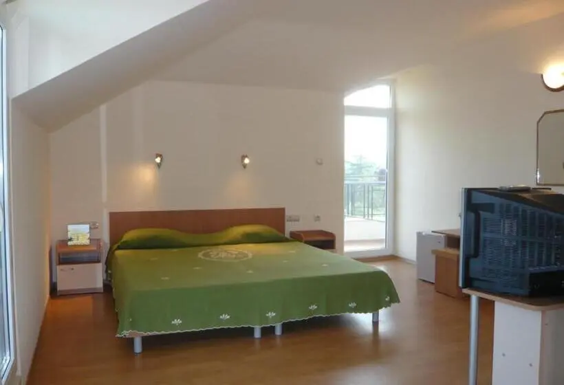 اتاق استاندارد با بالکن, Guest House Kiwi