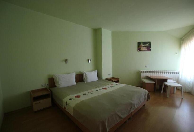 Pokój Standard z Balkonem, Guest House Kiwi