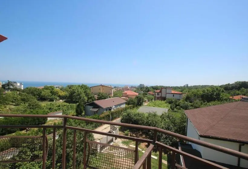 اتاق استاندارد با بالکن, Guest House Kiwi