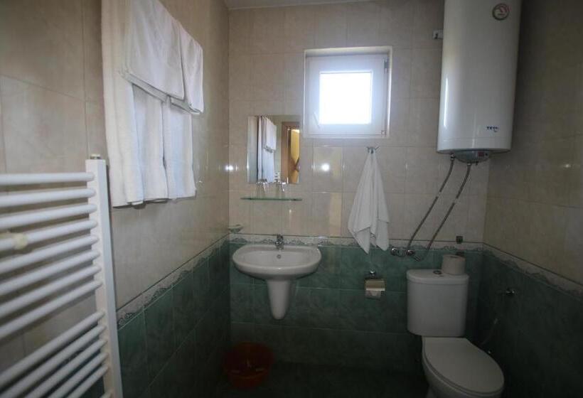 Pokój Standard z Balkonem, Guest House Kiwi