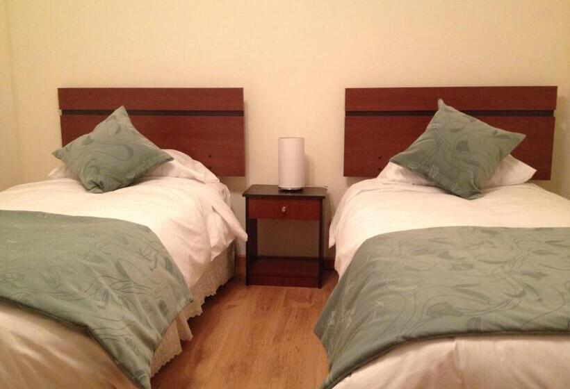 اتاق استاندارد سه نفره, Hostal Del Valle